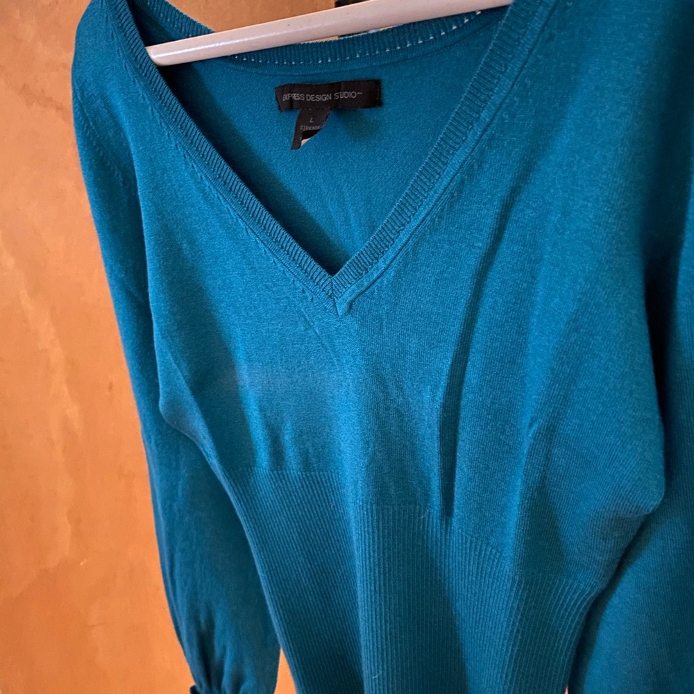 Long sleeve sweater